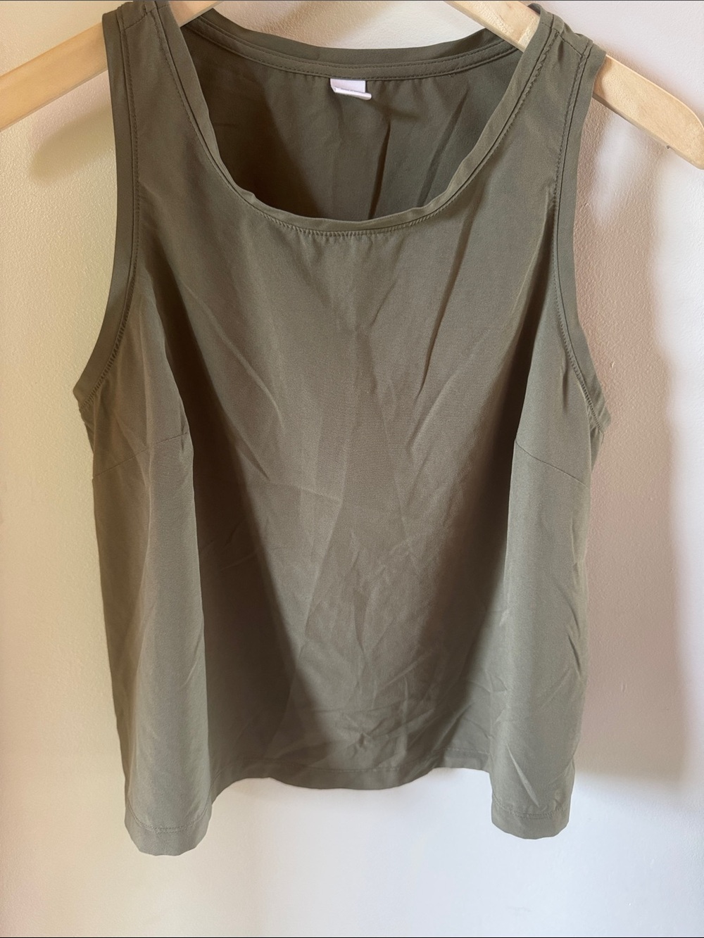 Old Navy Active Olive Sleeveless Tank Top